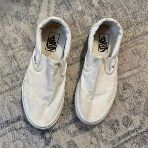 White vans slip on